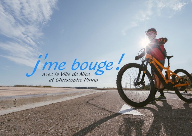 Visuel un vélo dans la ville 2024